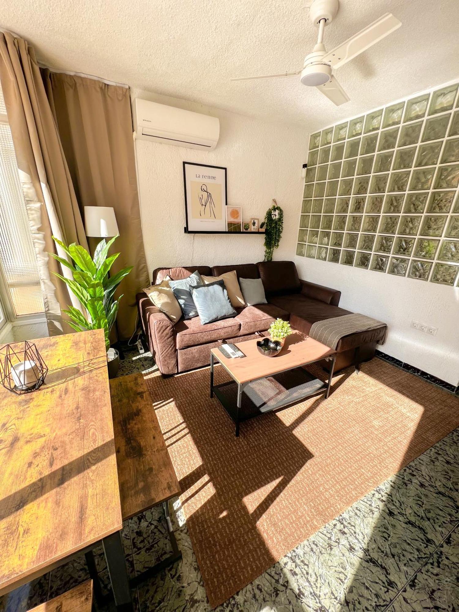 Ferienwohnung Cozy And Bright Flat With Pool Torremolinos Exterior foto