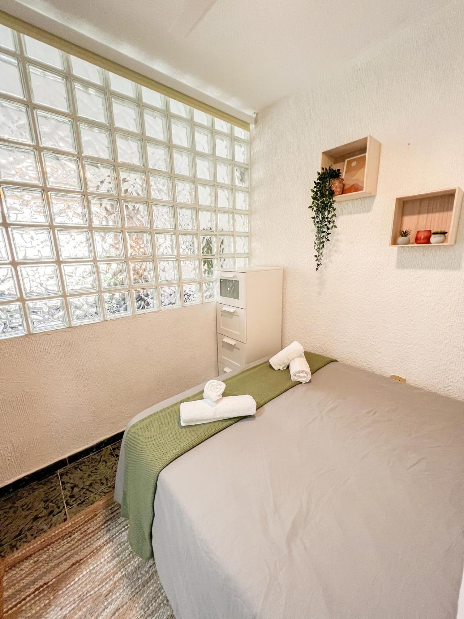 Ferienwohnung Cozy And Bright Flat With Pool Torremolinos Exterior foto